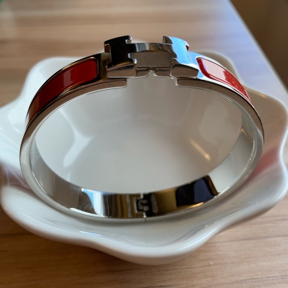 Hermes Clic H Bracelet - Picture 4 of 5